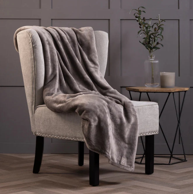 Thermal blanket over chair